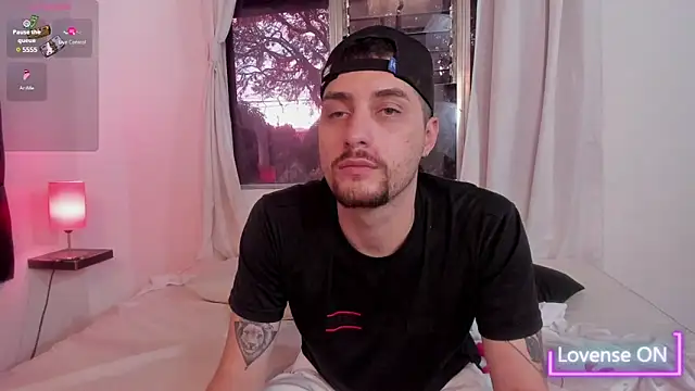 Pleasure Vibes23 online show from 02.26.25