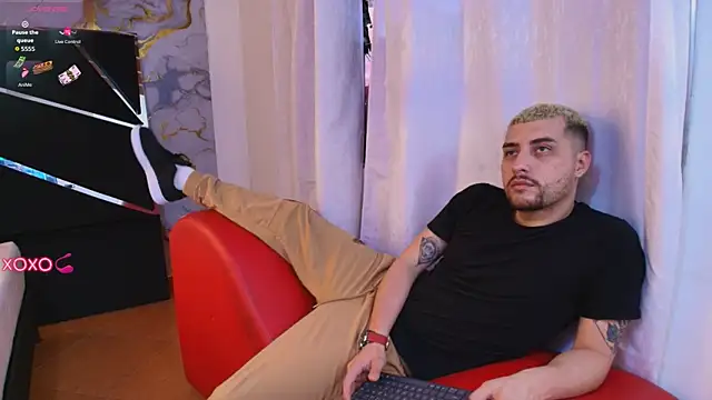 Pleasure Vibes23 online show from 10.13.25