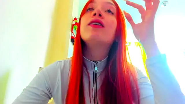 Snapshot of horny__molly_ chatting on 12.11.24 horny  molly  online show from 12.11.24