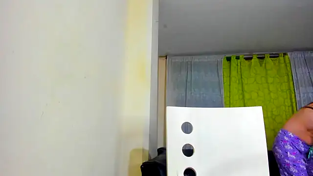 Snapshot of horny__molly_ chatting on 01.18.25 horny  molly  online show from 01.18.25