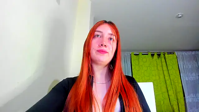 Snapshot of horny__molly_ chatting on 02.25.25 horny  molly  online show from 02.25.25