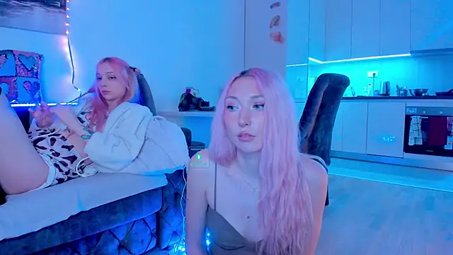 AlexRoseLiRed online show from 12.15.24