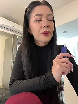Snapshot of denise_k chatting on 03.19.26 denise k online show from 03.19.26