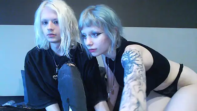 Alien Bella online show from 01.21.25