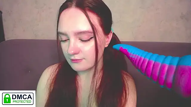 Alyssa   Scarlet online show from 11.24.25