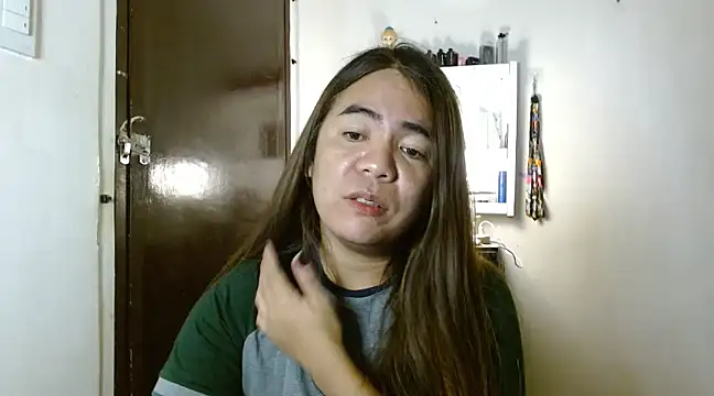 Snapshot of IvanaSuck_Cock chatting on 02.15.25 IvanaSuck Cock online show from 02.15.25