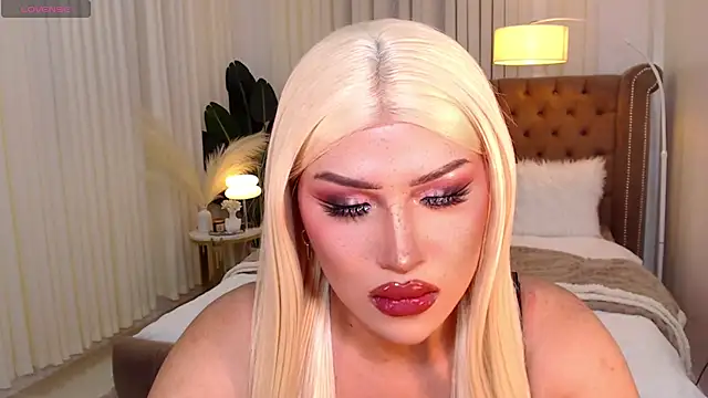 Your Majesty Tyra online show from 02.07.25