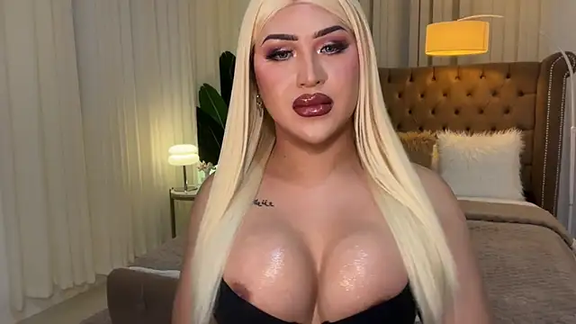 Your Majesty Tyra online show from 02.27.25