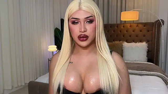 Your Majesty Tyra online show from 02.28.25