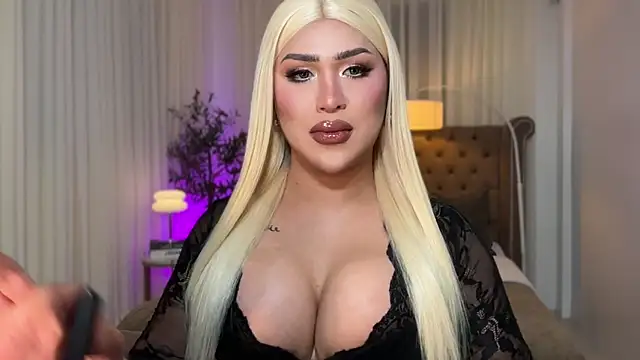 Your Majesty Tyra online show from 10.02.25