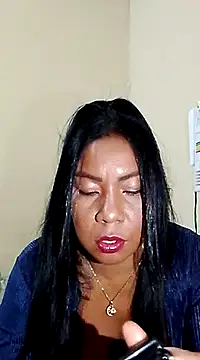 rosmery-navarro online show from 03.18.25