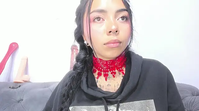 Snapshot of miss_soffi_ chatting on 04.29.26 miss soffi online show from 04.29.26
