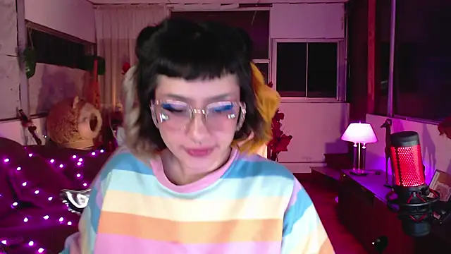 Snapshot of Aquamarinebubble chatting on 03.20.25 Aquamarinebubble online show from 03.20.25