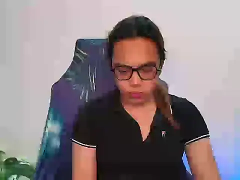 Your PrettyGirlxxx online show from 05.13.26
