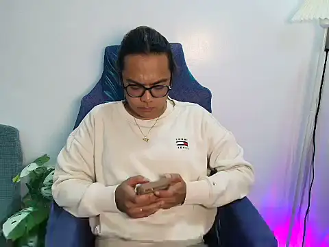 Your PrettyGirlxxx online show from 06.24.26
