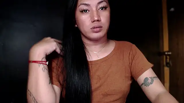 Snapshot of Felina_felicia chatting on 02.11.25 Felina felicia online show from 02.11.25