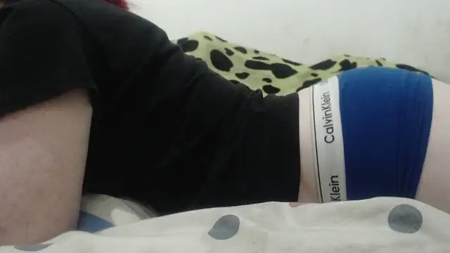 Kittywhiteass online show from 02.06.25