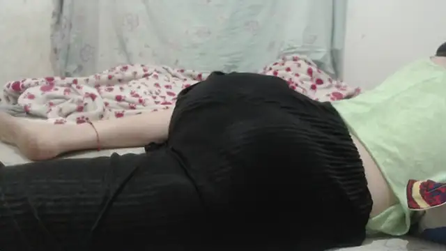 Kittywhiteass online show from 03.21.25