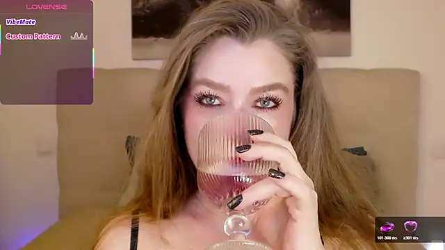 Snapshot of PetersEmily chatting on 04.19.26 PetersEmily online show from 04.19.26