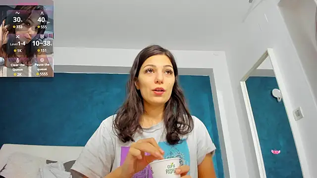 Anna Lewis online show from 02.20.25