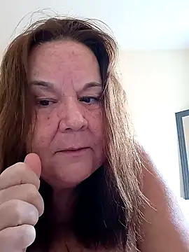 Yaya Mineira online show from 02.03.25