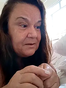 Yaya Mineira online show from 03.12.25