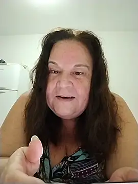 Yaya Mineira online show from 11.18.25