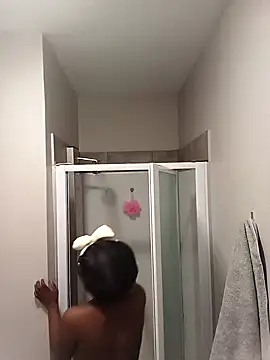 Snapshot of khonnieyouslut chatting on 04.05.26 khonnieyouslut online show from 04.05.26