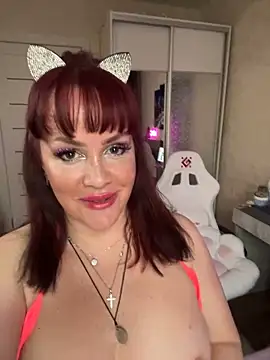 Lolaley2 online show from 04.26.26