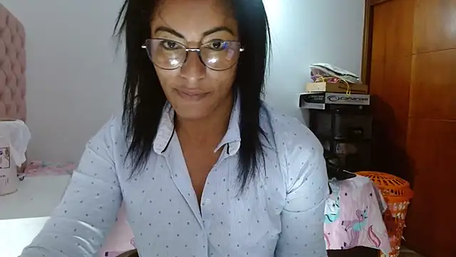 kateleyagrey online show from 03.20.25