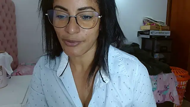 kateleyagrey online show from 03.20.25