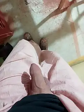 Snapshot of GeilerSchweizer chatting on 01.21.25 GeilerSchweizer online show from 01.21.25