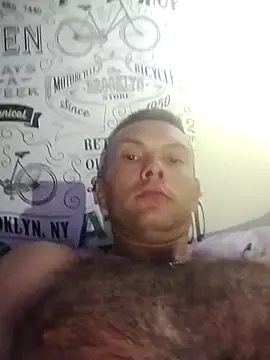 liderek83 online show from 10.14.25