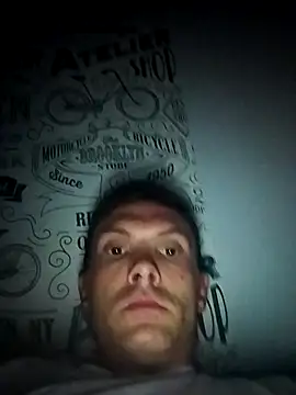 liderek83 online show from 11.04.25