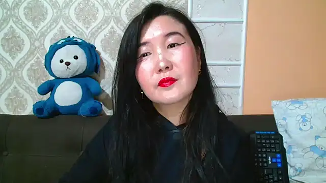 Snapshot of Bet_Lu chatting on 01.29.25 Bet Lu online show from 01.29.25