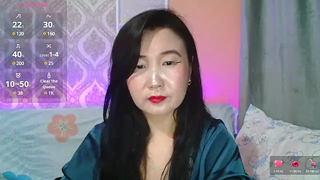 Snapshot of Bet_Lu chatting on 03.16.25 Bet Lu online show from 03.16.25