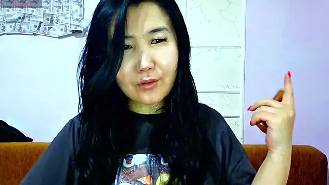 Snapshot of Bet_Lu chatting on 05.30.26 Bet Lu online show from 05.30.26