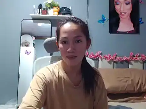 Snapshot of babysuckerxxx chatting on 06.02.26 babysuckerxxx online show from 06.02.26
