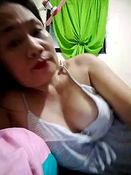 Snapshot of Sofiafuckbabes chatting on 12.19.24 Sofiafuckbabes online show from 12.19.24