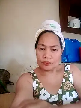 Snapshot of Sofiafuckbabes chatting on 02.15.25 Sofiafuckbabes online show from 02.15.25