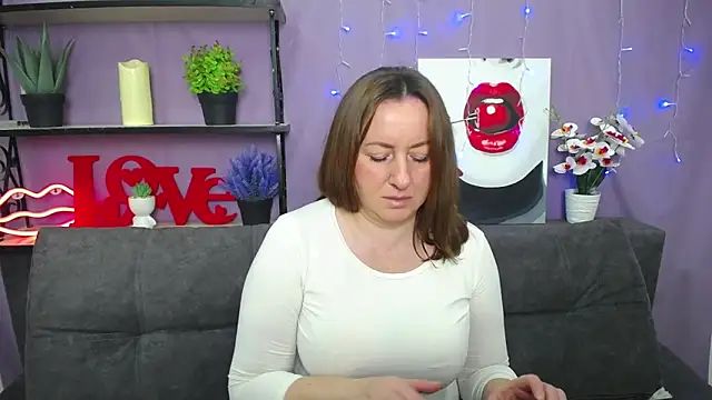 Snapshot of Abby_Taylorr chatting on 03.13.25 Abby Taylorr online show from 03.13.25