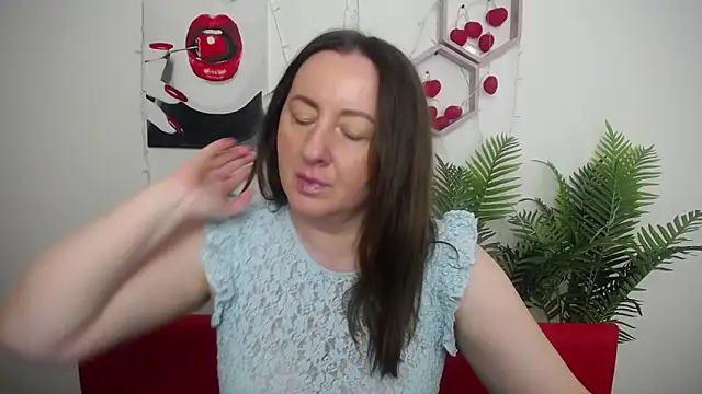 Snapshot of Abby_Taylorr chatting on 04.17.26 Abby Taylorr online show from 04.17.26