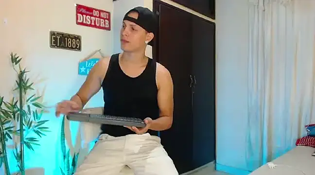 DavidNeill online show from 12.21.24