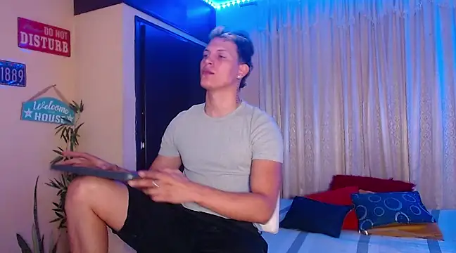 DavidNeill online show from 03.17.25