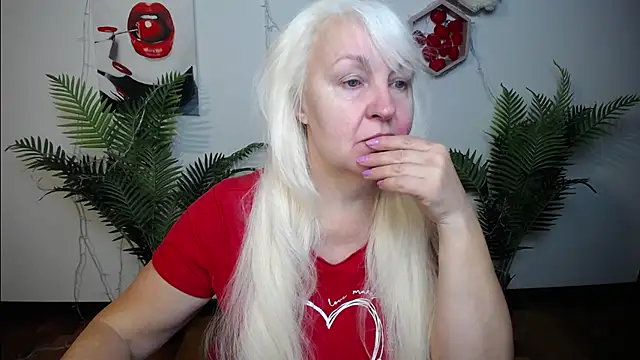 BlondyLeeBest online show from 03.01.26