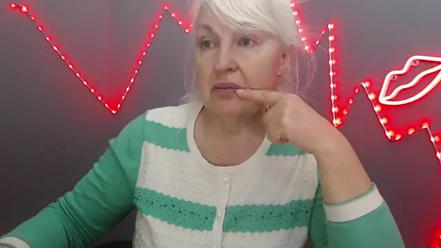 Snapshot of BlondyLeeBest chatting on 03.13.26 BlondyLeeBest online show from 03.13.26