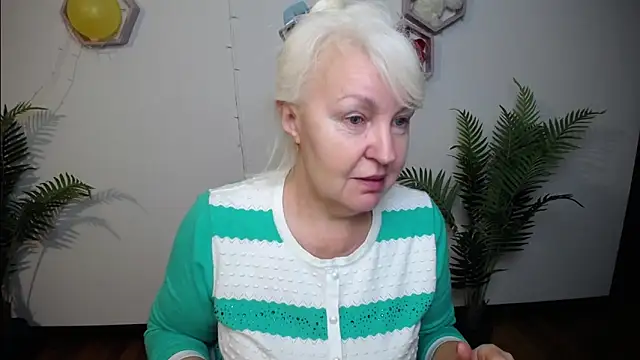 Snapshot of BlondyLeeBest chatting on 03.14.26 BlondyLeeBest online show from 03.14.26