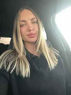 AngelinaMoore online show from 02.15.25