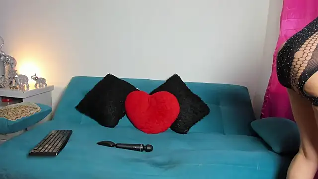 Victoria Jonness online show from 02.16.26