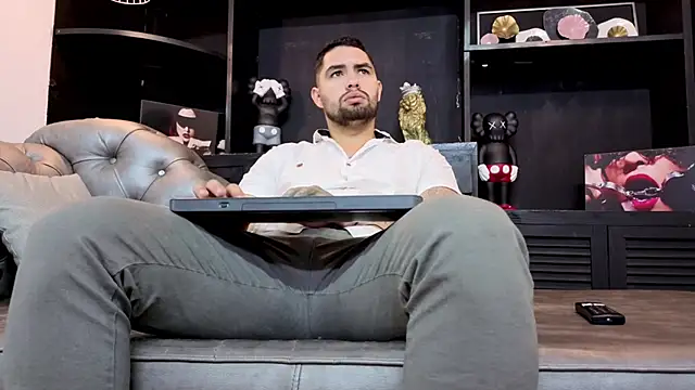 matteosantos online show from 11.11.25